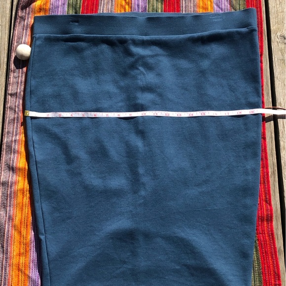 Torrid Size 2 Teal Pencil Skirt - Picture 6 of 10